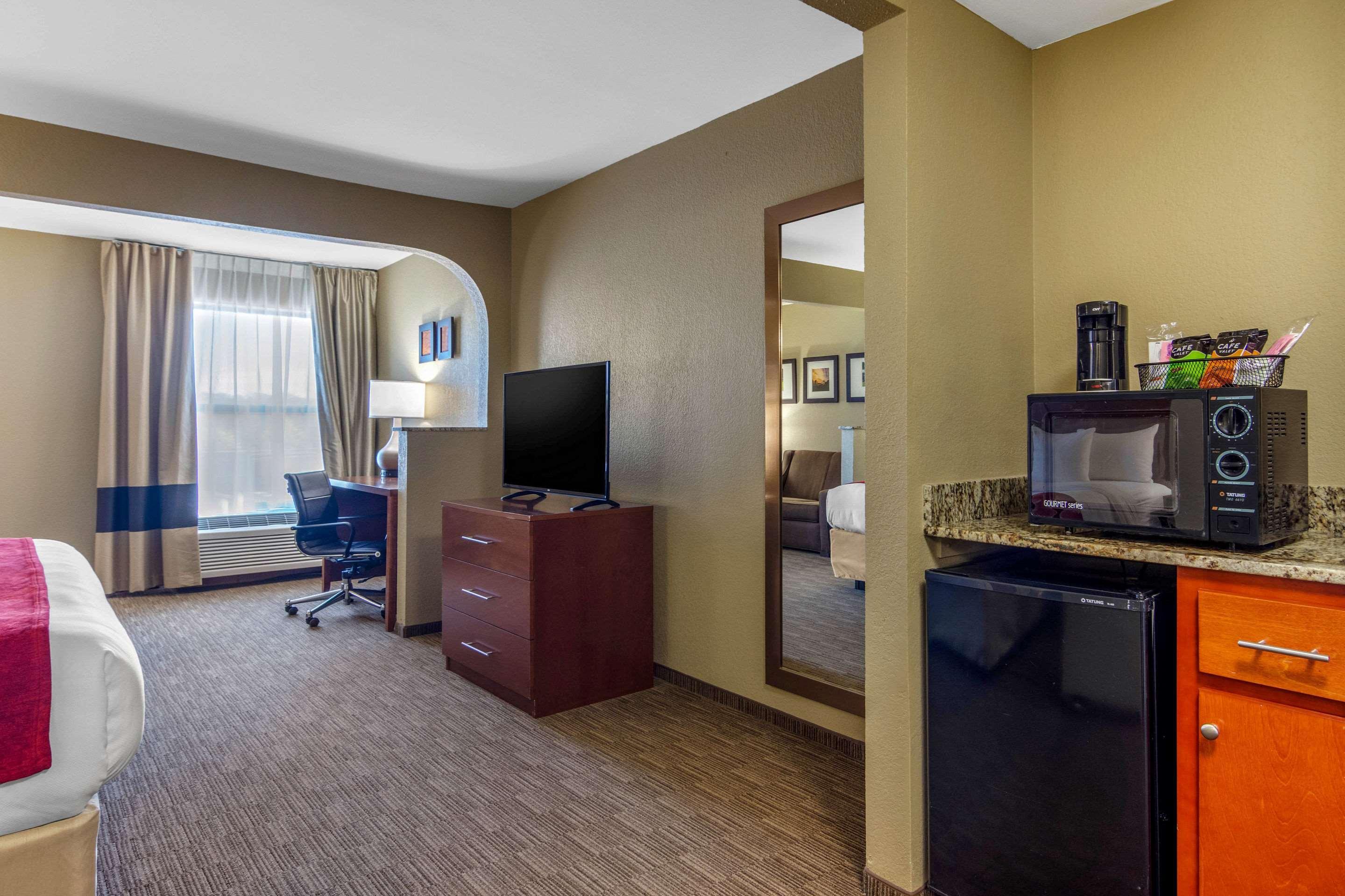 Comfort Inn & Suites LaGrange Exterior foto